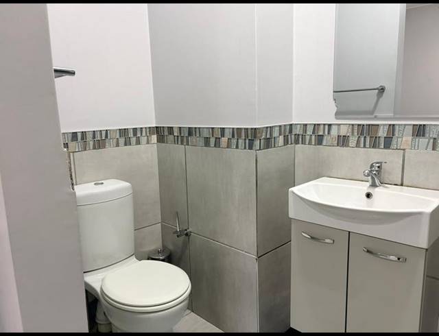 2 BEDROOM APARTMENT FOR SALE IN ISLAND VIEW